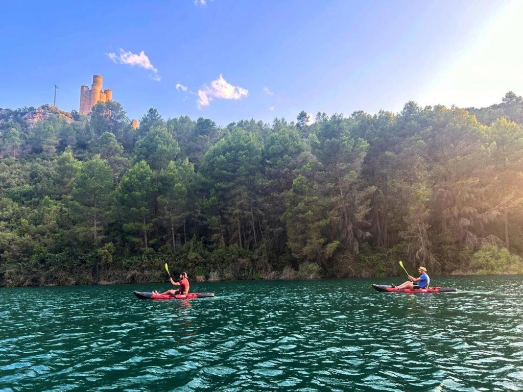 Hotel Hierbaluisa Alarcon Bagian luar foto