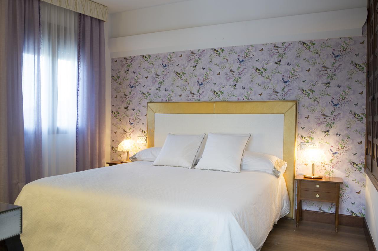 Hotel Hierbaluisa Alarcon Bagian luar foto